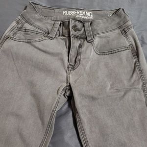 Rubberband skinny jeans